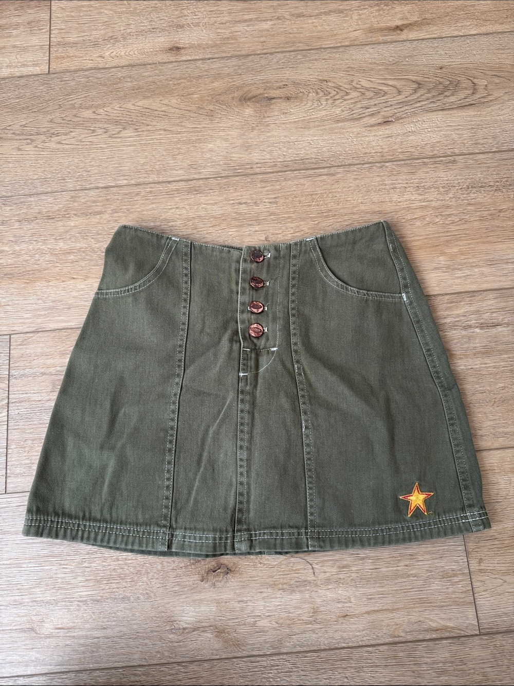 Olive Green Button-Front A-Line Skirt with Star Patch